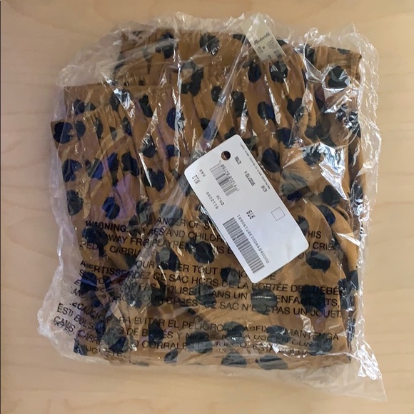 Madewell Huston Pull-on Crop Pants in Painted Spot - Picture 6 of 8